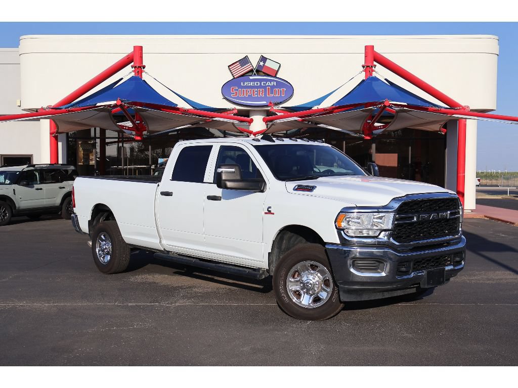 Used 2024 RAM 2500 Tradesman w/ Chrome Appearance Group AWD/4WD image 1