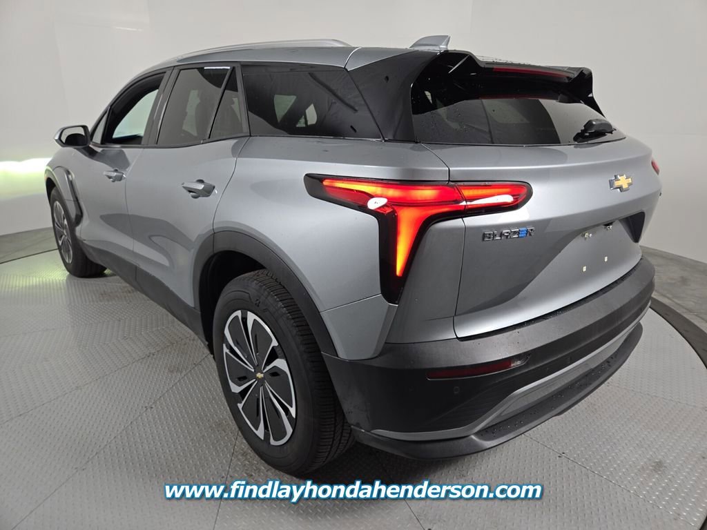 Used 2024 Chevrolet Blazer EV LT image 4
