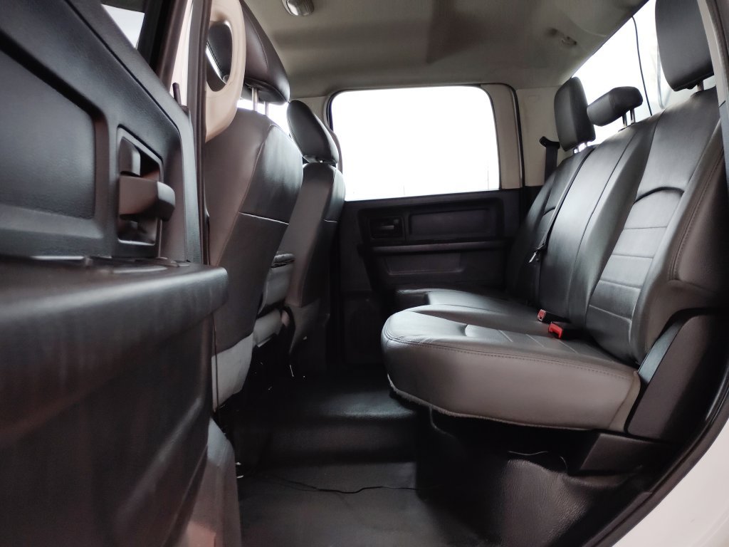 Used 2015 RAM 5500 Tradesman w/ Cold Weather Group AWD/4WD image 19