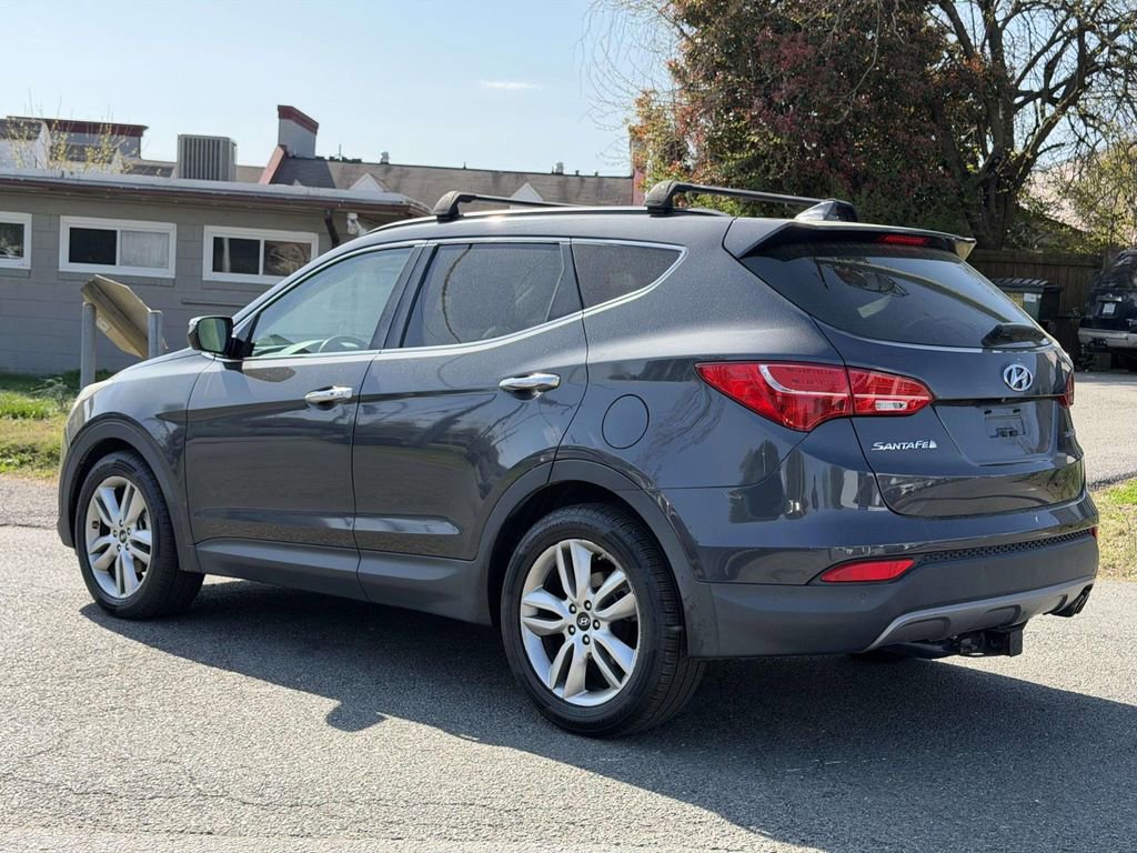Used 2015 Hyundai Santa Fe Sport 2.0T w/ Option Group 05 AWD/4WD image 22