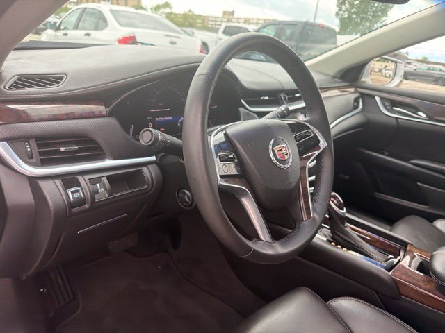 Certified 2013 Cadillac XTS Luxury FWD image 15