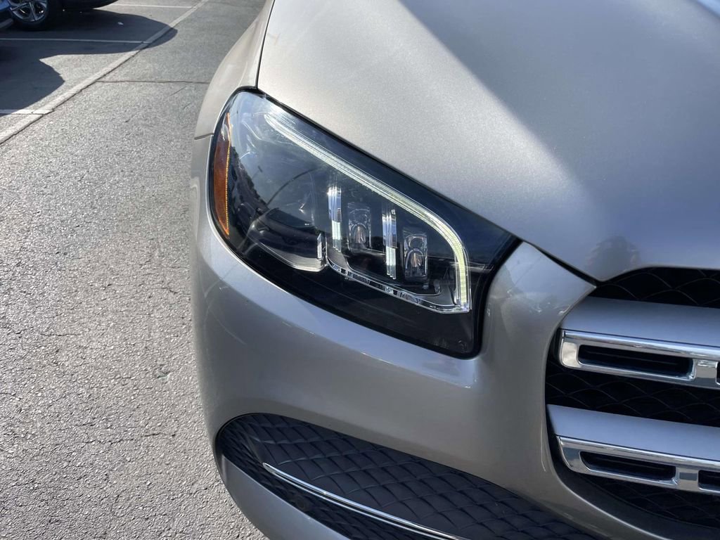 Used 2021 Mercedes-Benz GLS 450 4MATIC image 16