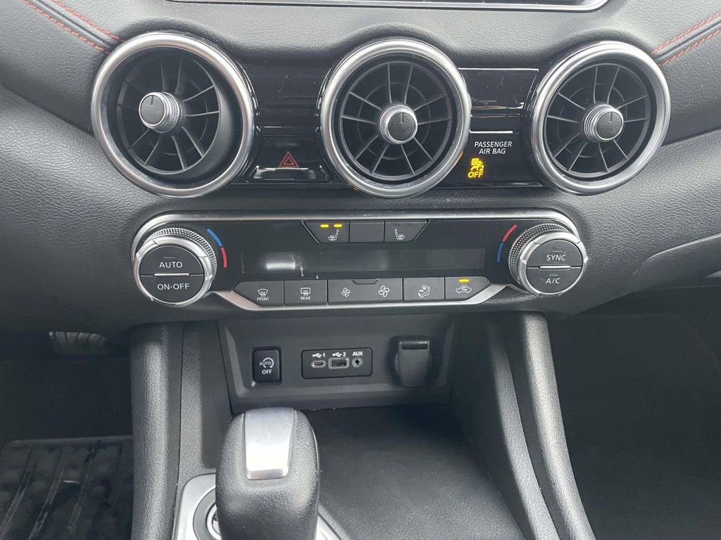 Used 2025 Nissan Sentra SR image 41