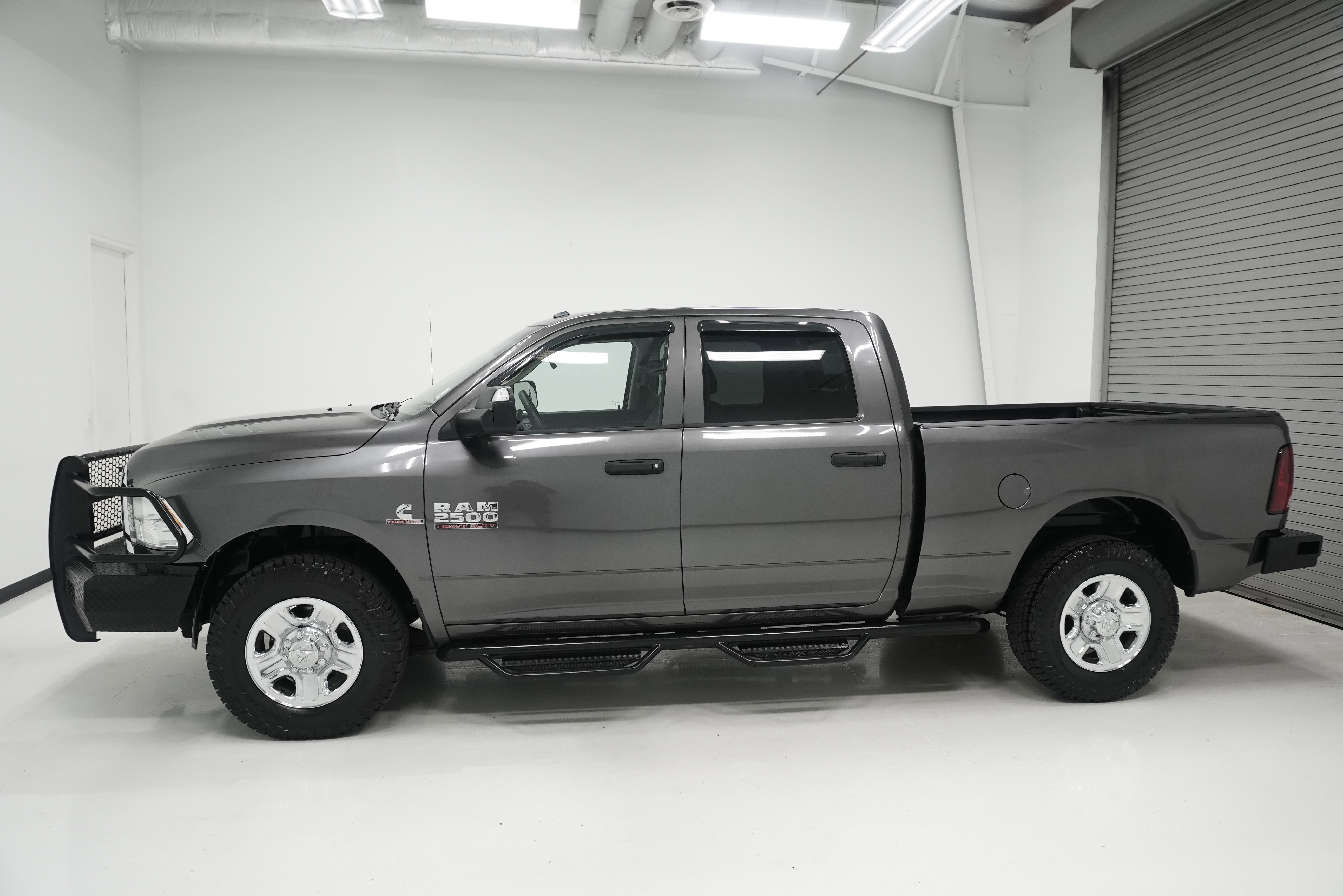 Used 2014 RAM 2500 Tradesman w/ Chrome Appearance Group RWD image 5