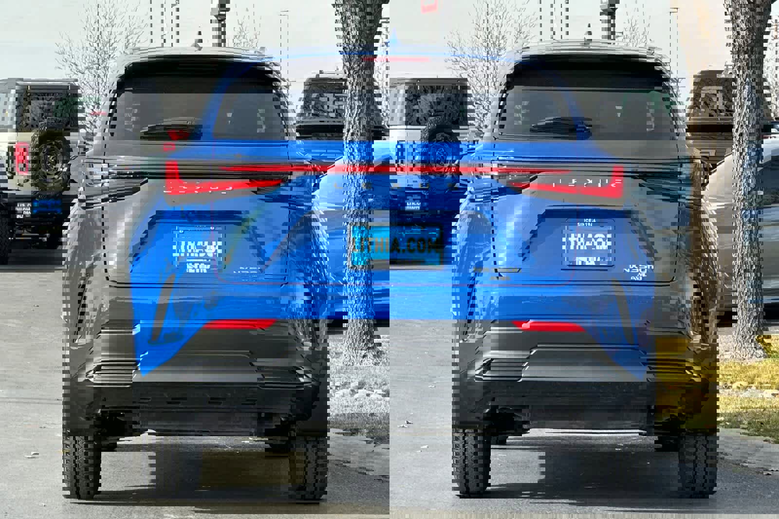 Used 2025 Lexus NX 350h AWD w/ Premium Package image 7