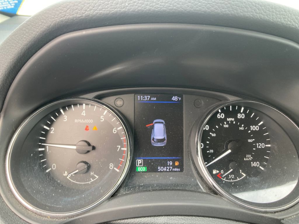 Used 2018 Nissan Rogue SL w/ Premium Package image 19