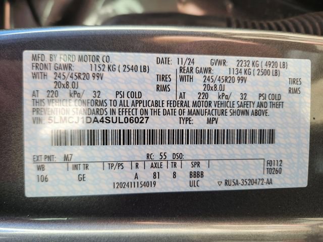 New 2025 Lincoln Corsair AWD w/ Equipment Group 101A image 24