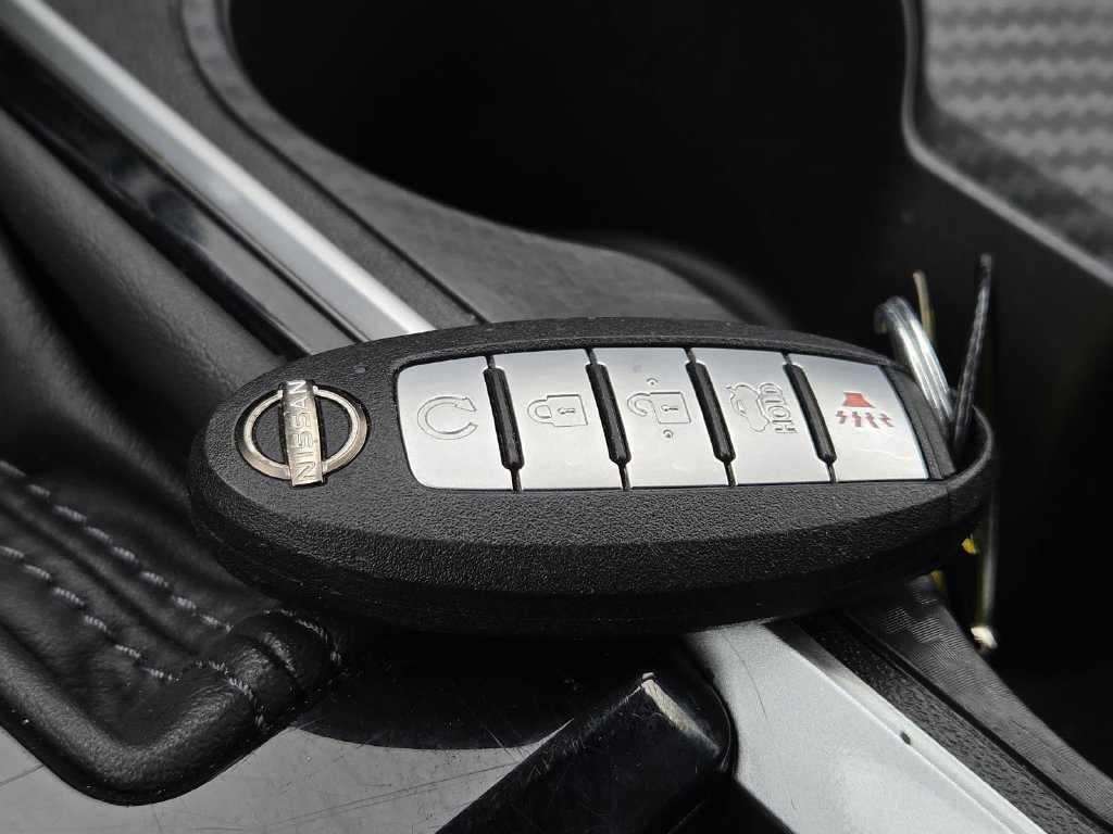 Used 2025 Nissan Altima 2.5 SV FWD image 43
