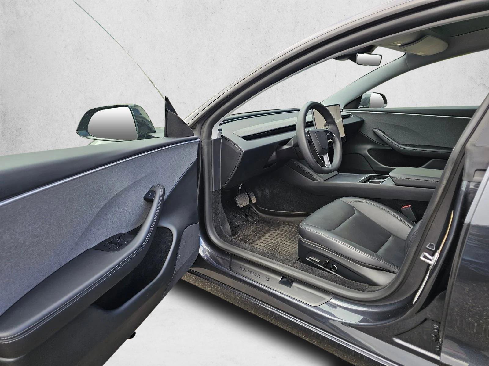Used 2025 Tesla Model 3 Long Range RWD image 17