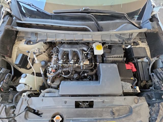 Used 2023 Nissan Pathfinder SV w/ SV Black Package AWD/4WD image 18