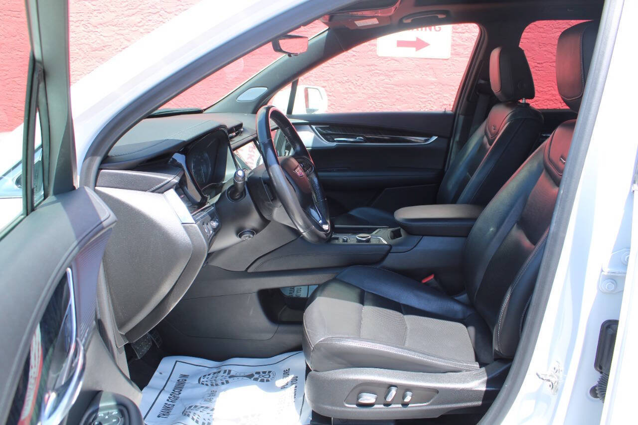 Used 2020 Cadillac XT6 Premium Luxury AWD/4WD image 10