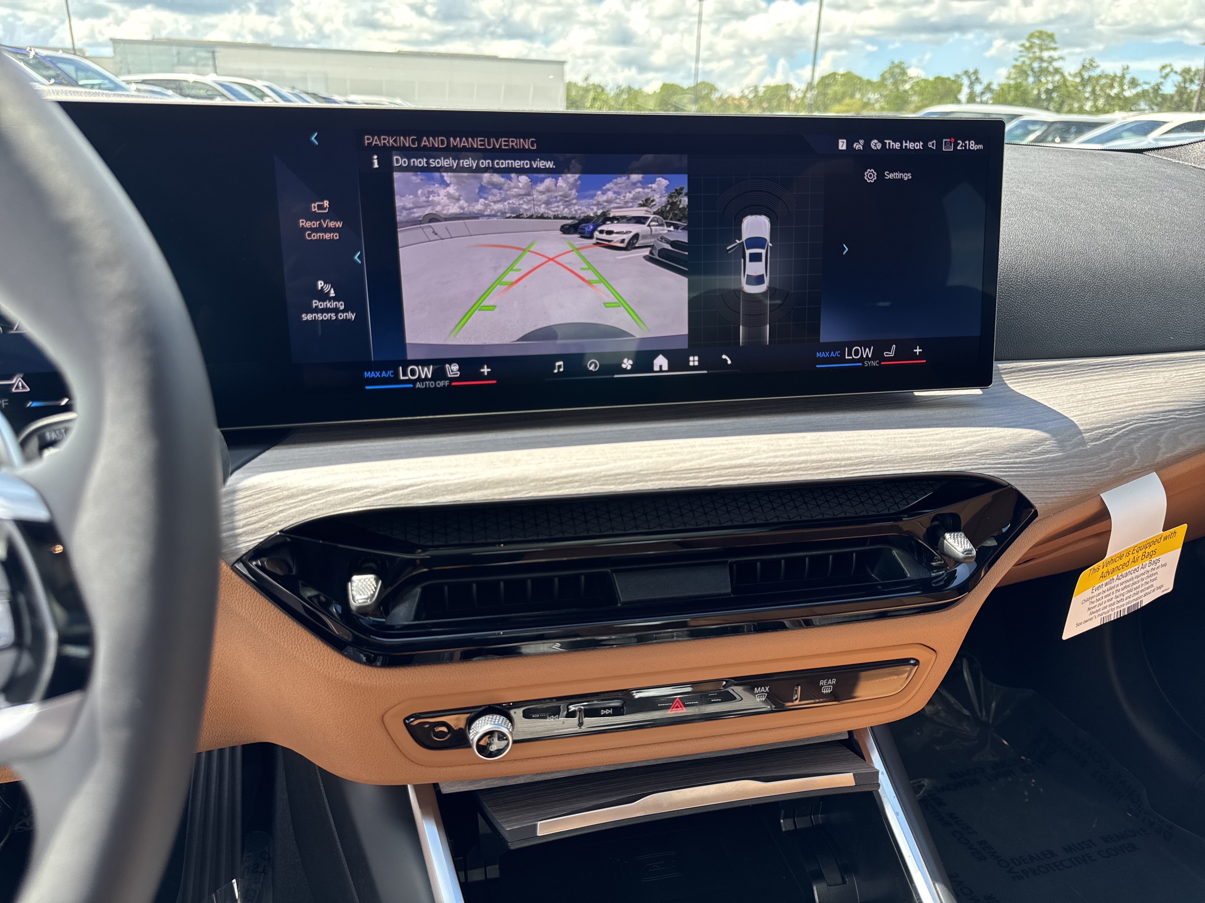 New 2026 BMW 330i Sedan w/ Convenience Package RWD image 19