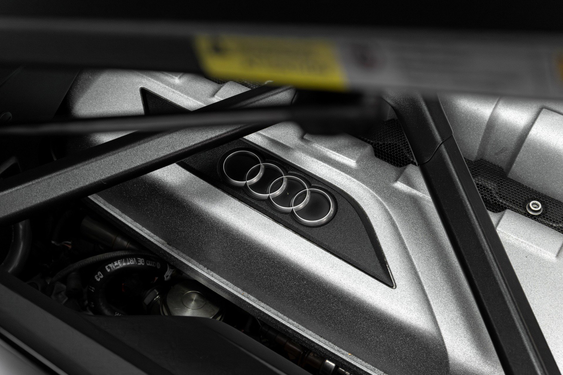 Used 2018 Audi R8 V10 w/ Premium Package image 35