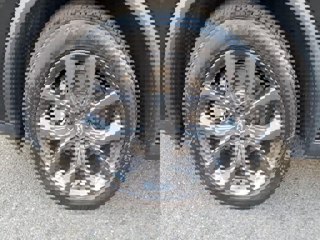 Used 2023 Acura MDX A-Spec image 7