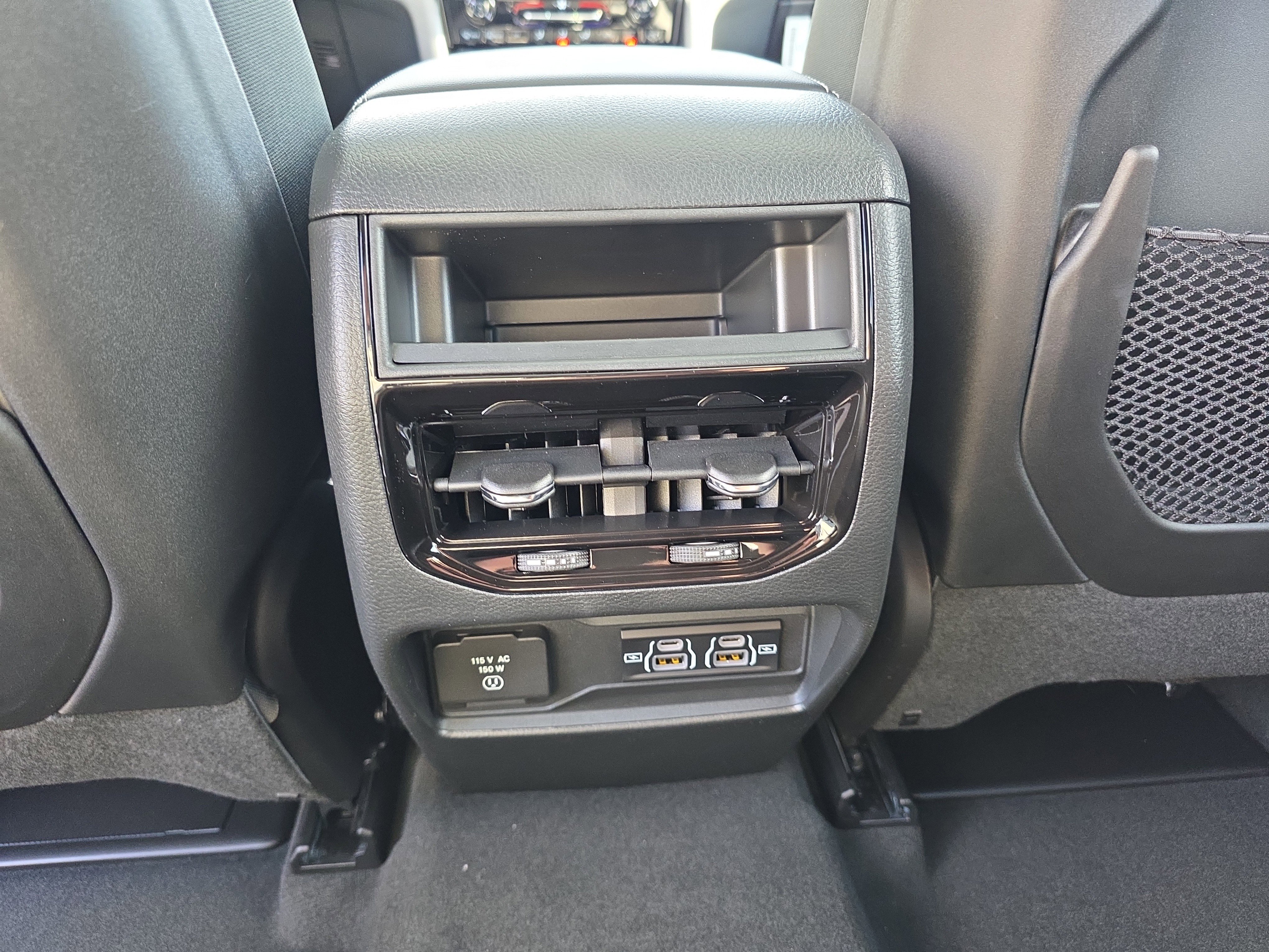 New 2025 Jeep Grand Cherokee Altitude image 15