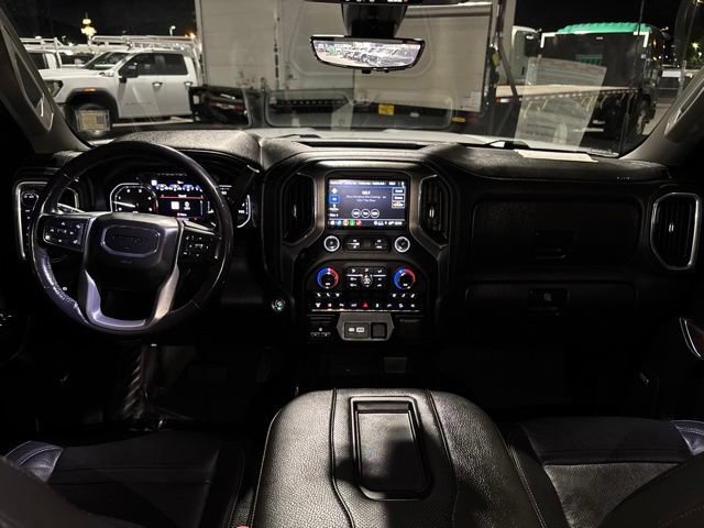 Used 2021 GMC Sierra 2500 Denali w/ Denali Ultimate Package AWD/4WD image 11