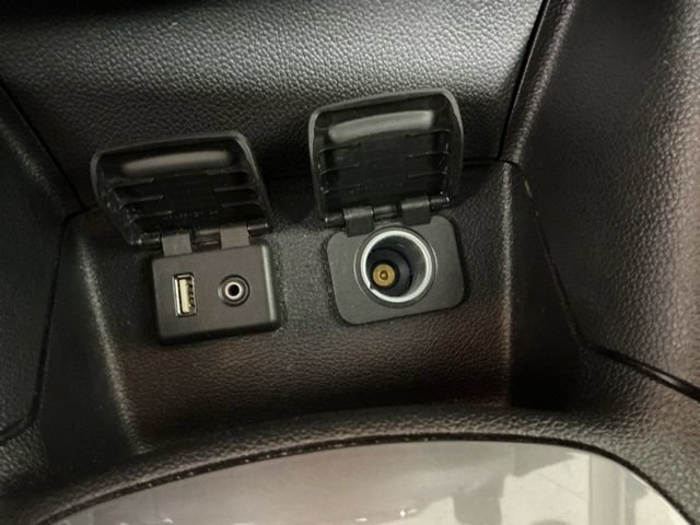 Used 2018 Chevrolet Cruze LT FWD image 14