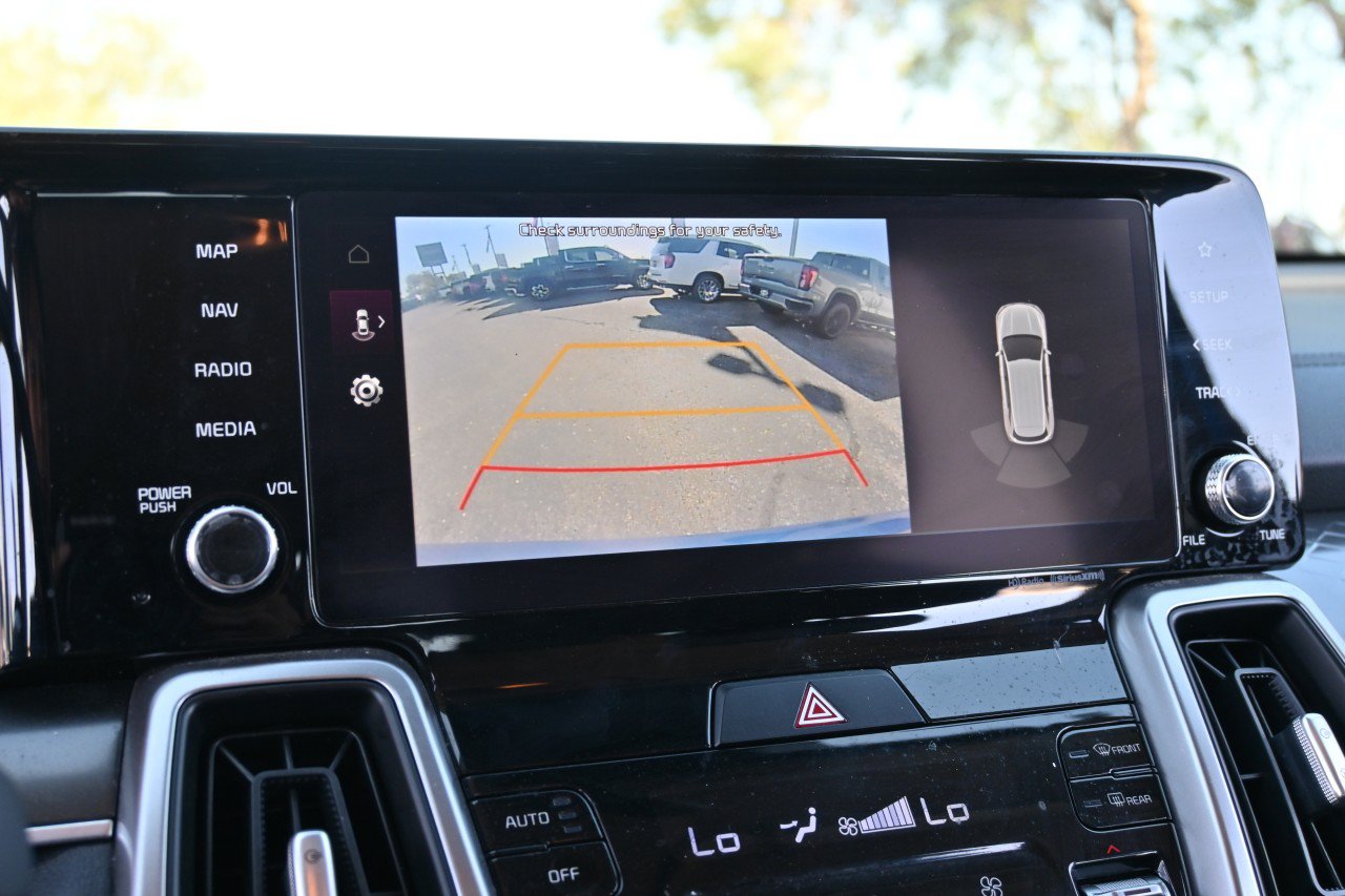 Used 2022 Kia Sorento S FWD image 13