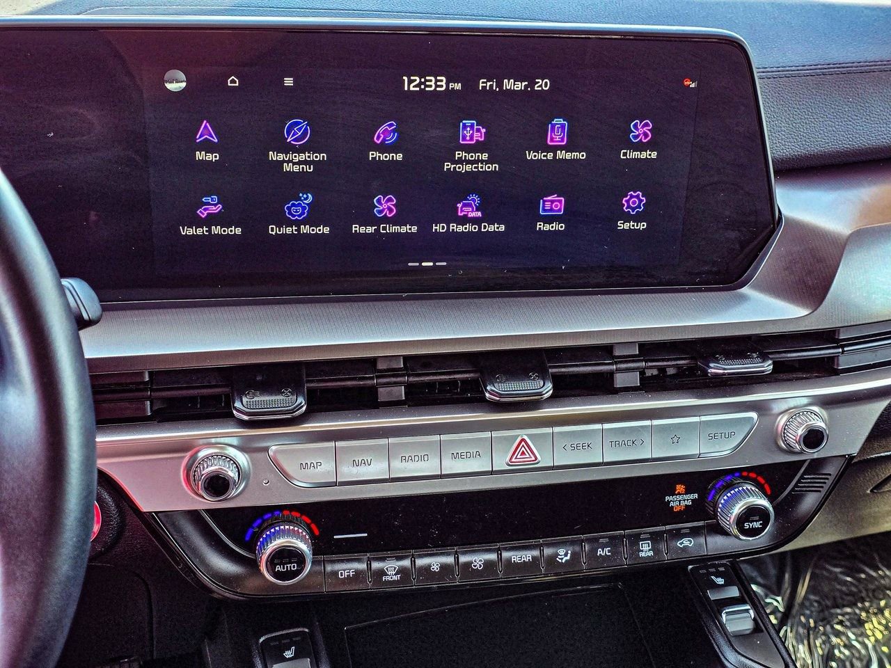 Used 2025 Kia Telluride S image 16