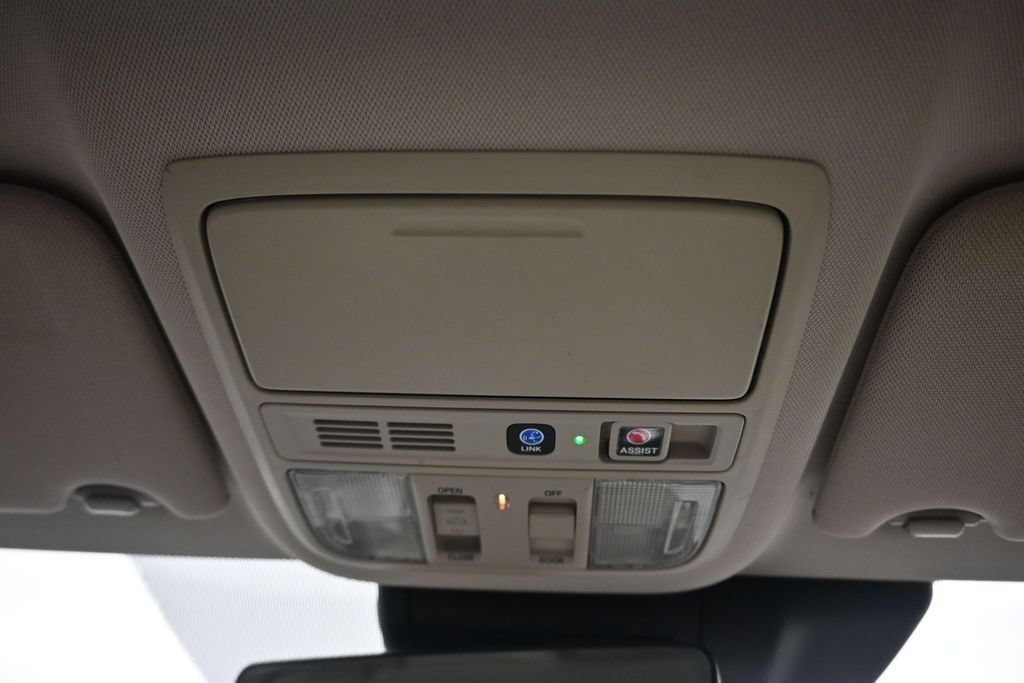 Used 2018 Honda Accord Touring image 28