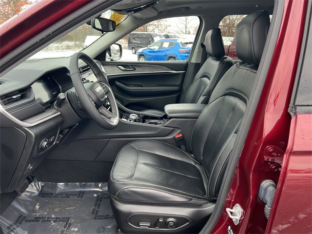 Certified 2023 Jeep Grand Cherokee L Limited image 4