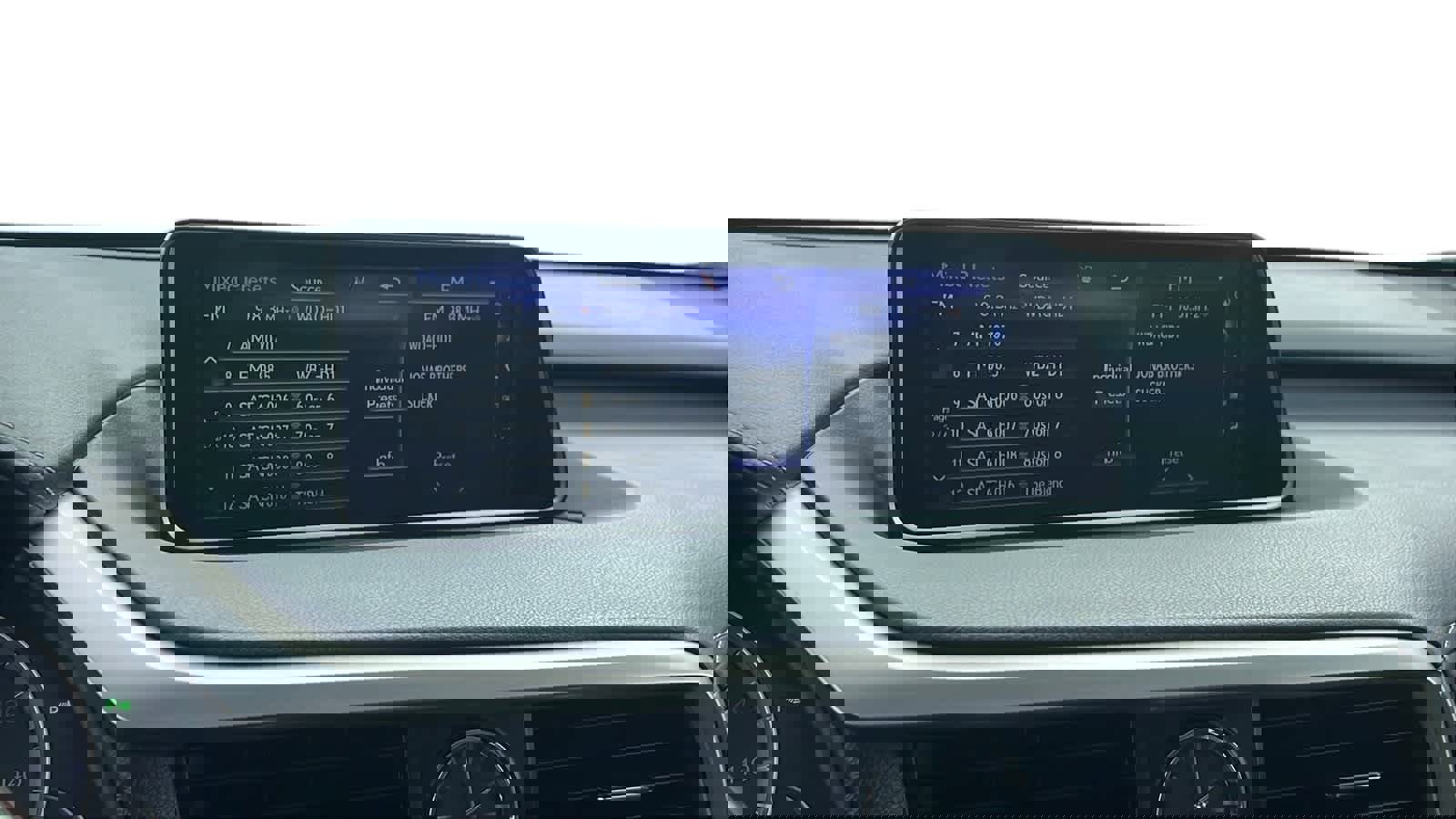 Used 2019 Lexus RX 450h AWD image 15