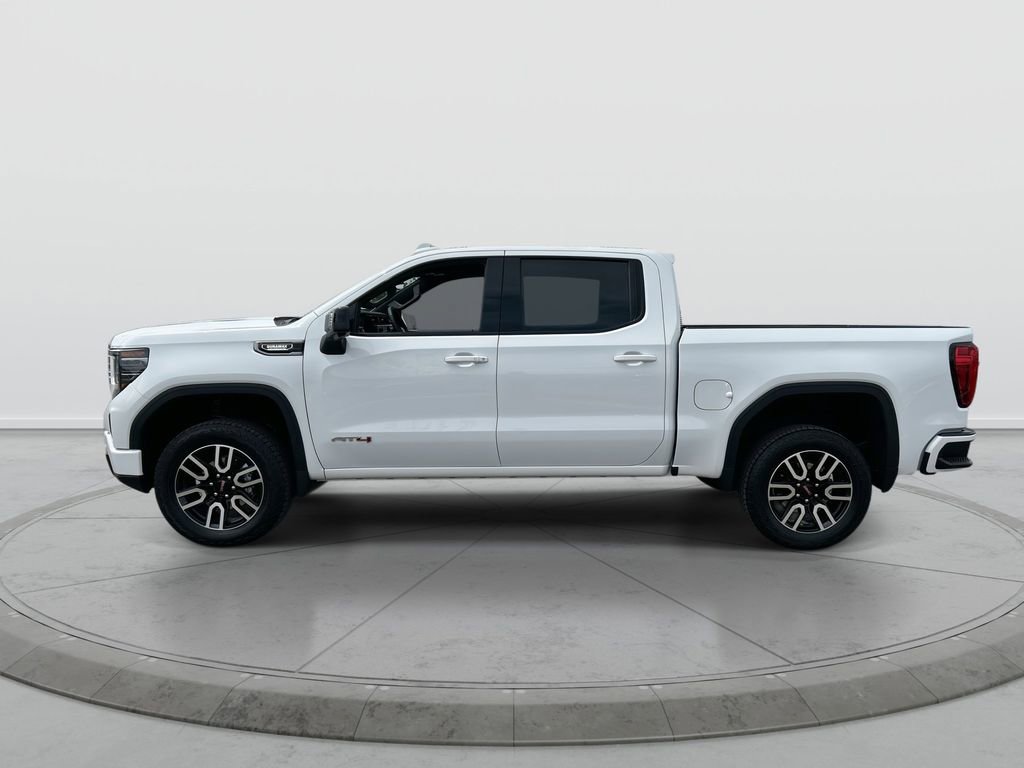Used 2025 GMC Sierra 1500 AT4 w/ AT4 Premium Package AWD/4WD image 5
