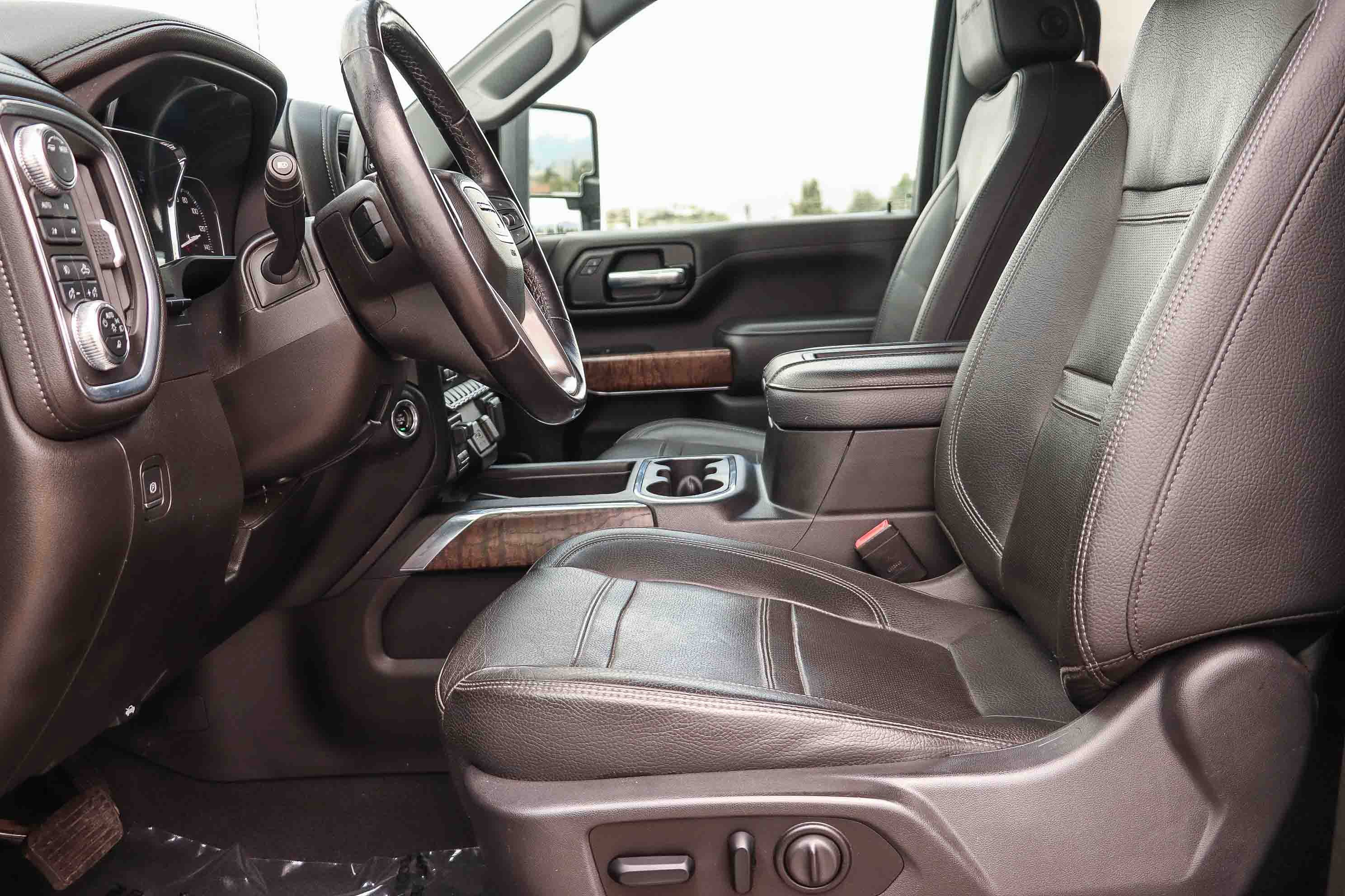 Used 2021 GMC Sierra 2500 Denali w/ Denali Ultimate Package AWD/4WD image 18