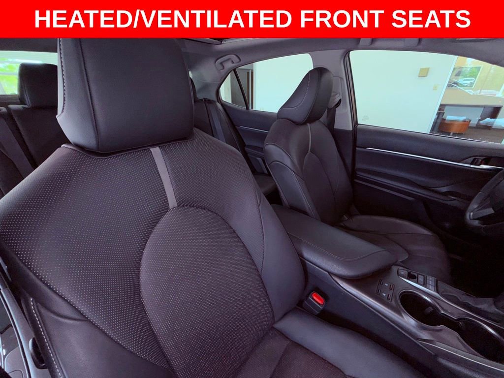 Used 2022 Toyota Camry XSE w/ Navigation Package FWD image 14