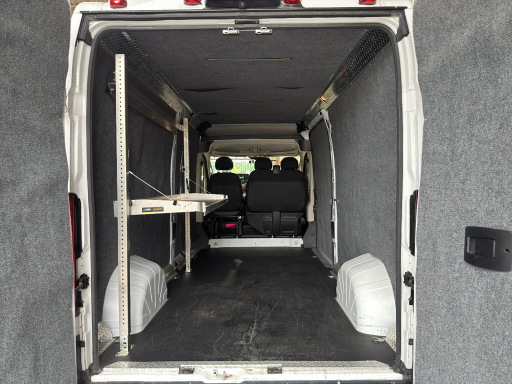 Used 2017 RAM ProMaster 2500 w/ Mopar Trailer Tow Group FWD image 16
