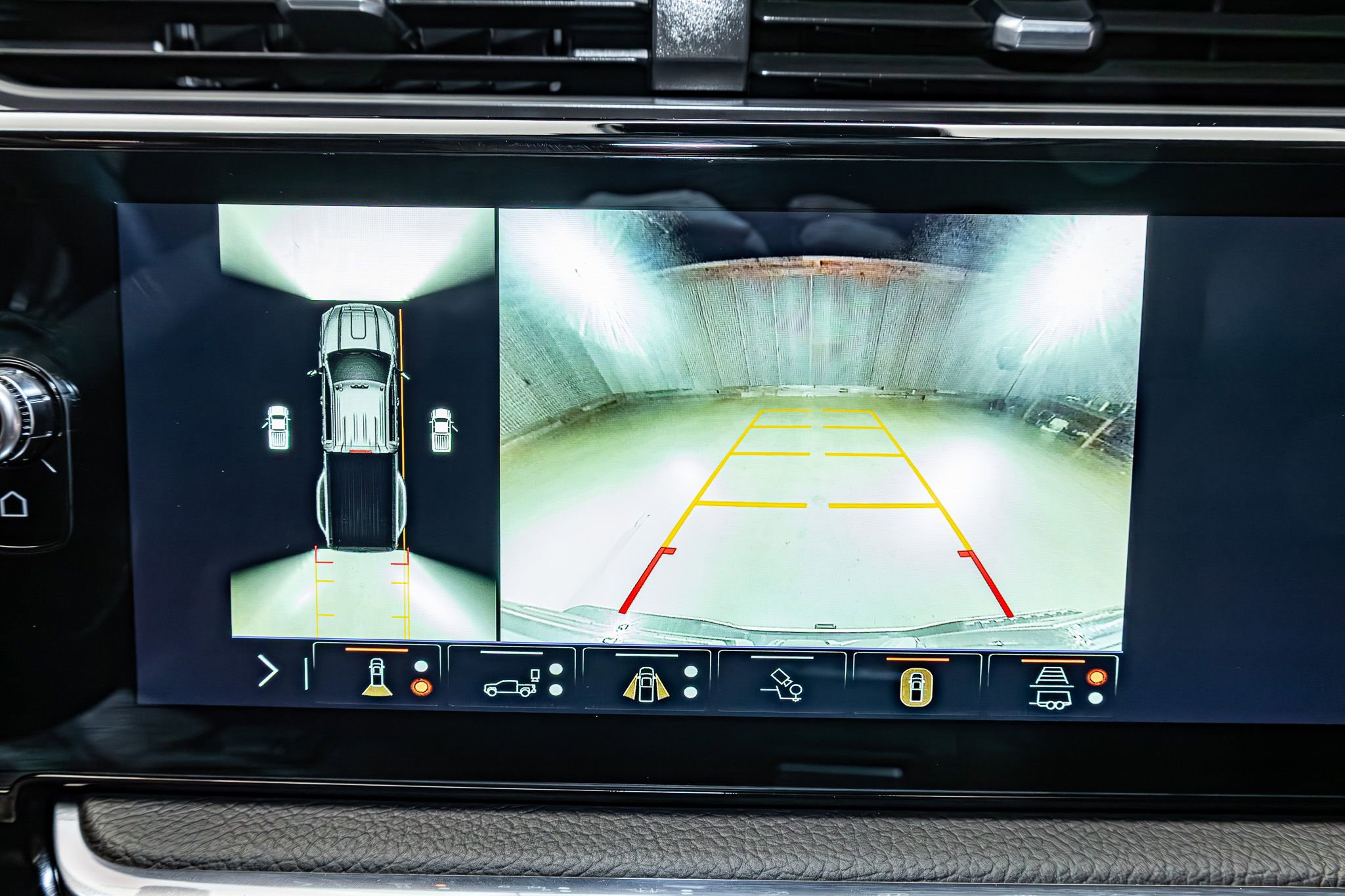 Used 2025 GMC Sierra 3500 Denali w/ Denali Reserve Package image 22