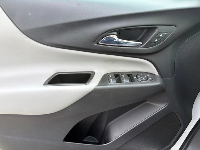 Used 2021 Chevrolet Equinox LS FWD image 15
