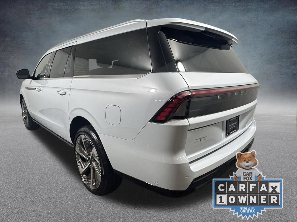 Certified 2025 Lincoln Navigator L Black Label AWD/4WD image 5
