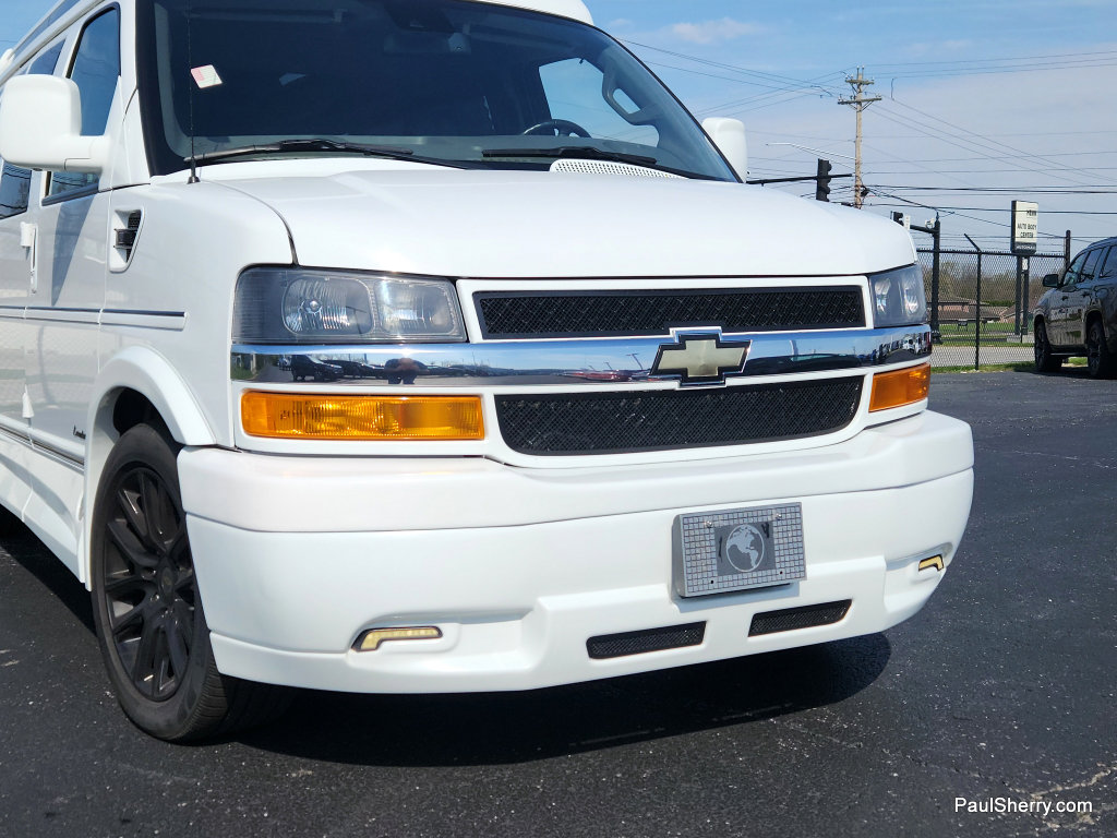 Used 2021 Chevrolet Express 2500 LS w/ Enhanced Convenience Package image 12