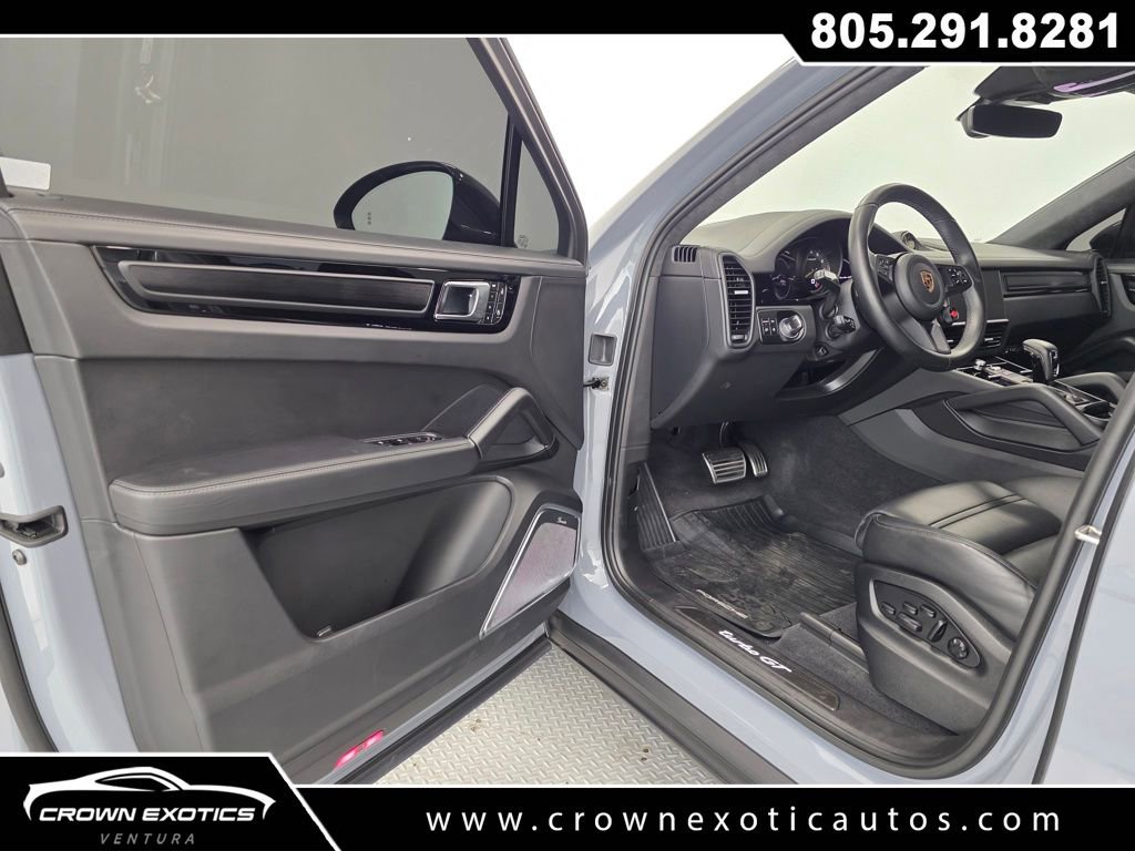 Used 2022 Porsche Cayenne Turbo GT image 23