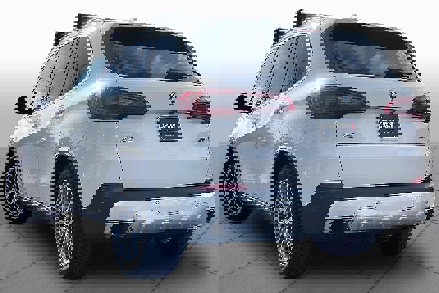 Used 2019 BMW X5 xDrive40i w/ Luxury Seating Package image 11