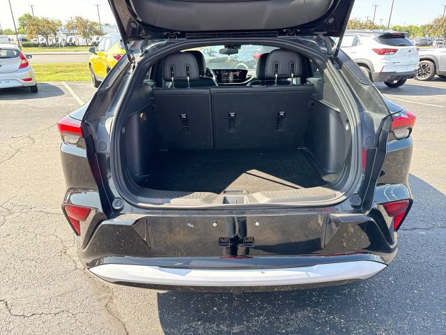 Used 2024 Buick Envista Sport Touring w/ Convenience I Package FWD image 23