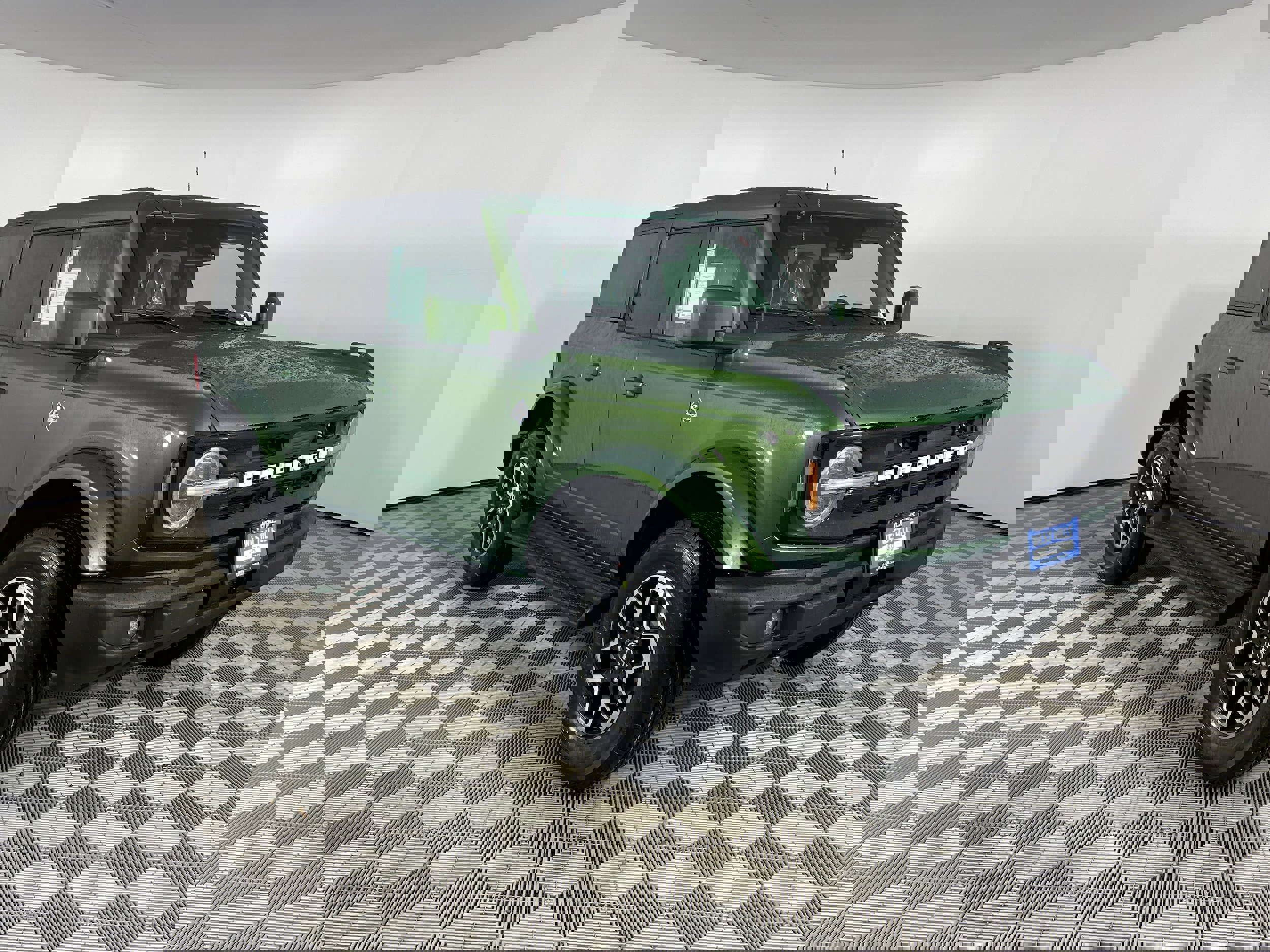 New 2025 Ford Bronco Outer Banks AWD/4WD image 7