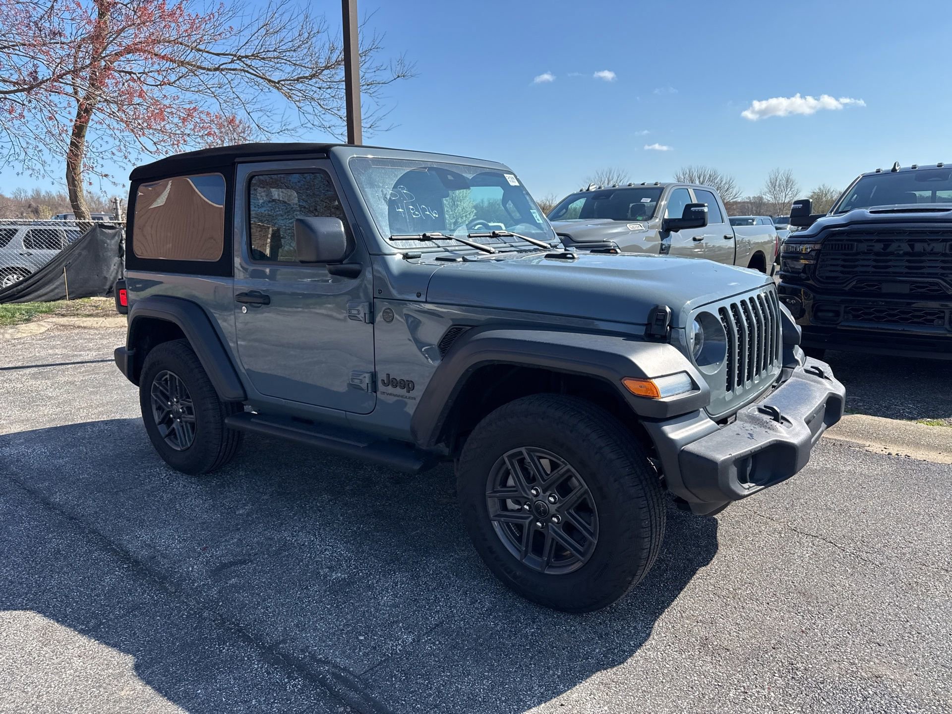 Used 2024 Jeep Wrangler Sport S image 4