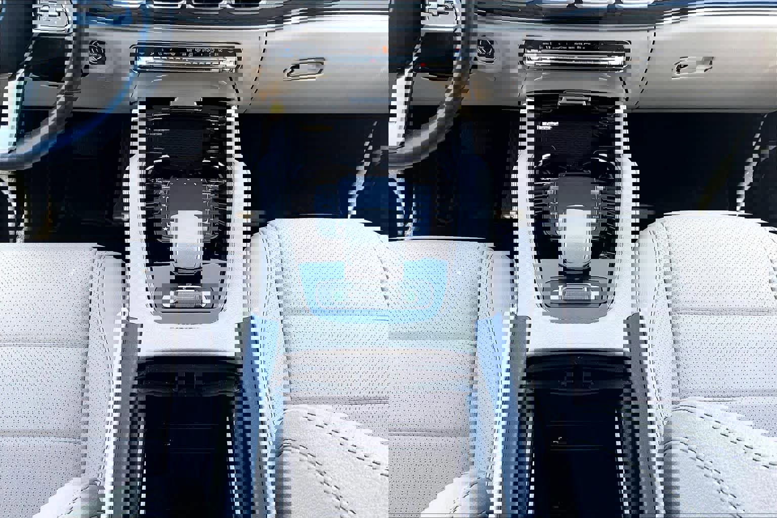 Used 2021 Mercedes-Benz GLS 450 4MATIC image 36