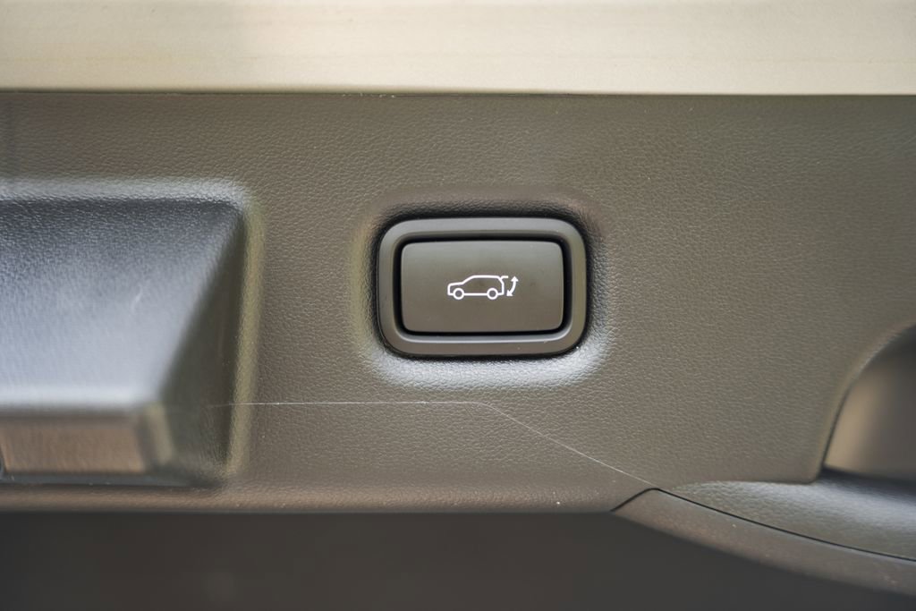 New 2025 Hyundai Ioniq 5 SEL image 9