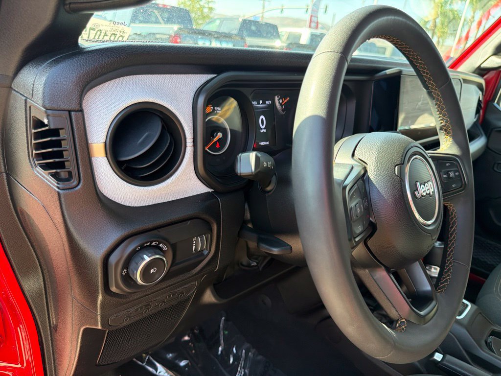 Used 2024 Jeep Wrangler Unlimited Sport AWD/4WD image 14