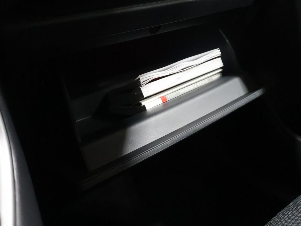 Used 2024 Toyota RAV4 LE image 30