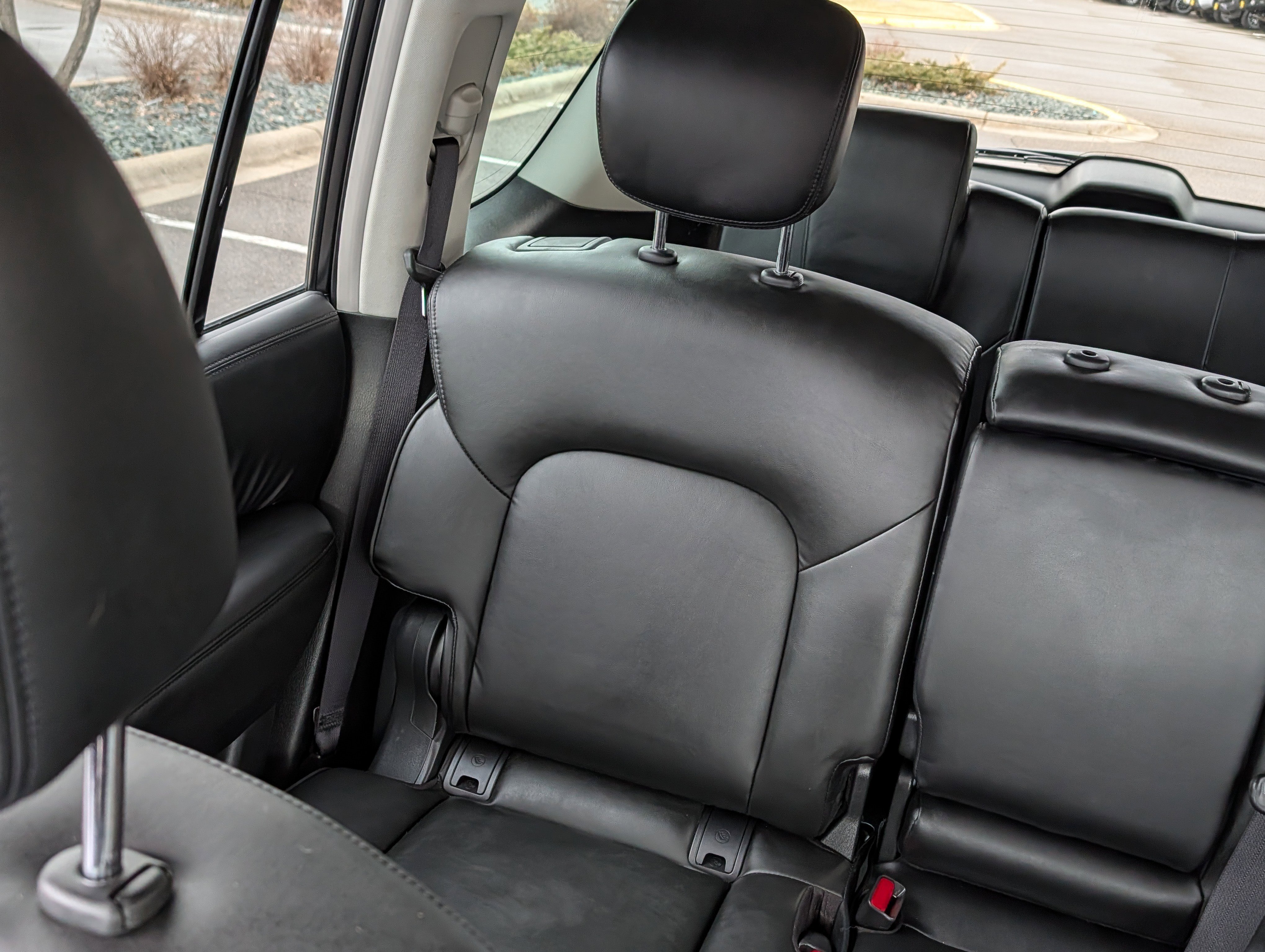 Used 2022 Nissan Armada SV w/ Cargo Package image 12