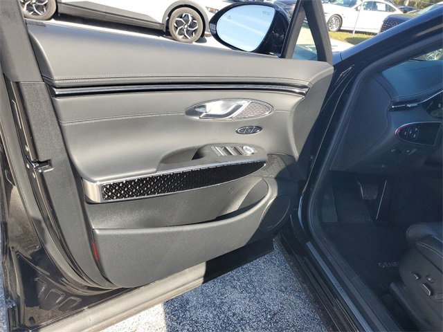 New 2024 Genesis GV70 3.5T Sport w/ Sport Prestige Package AWD/4WD image 15