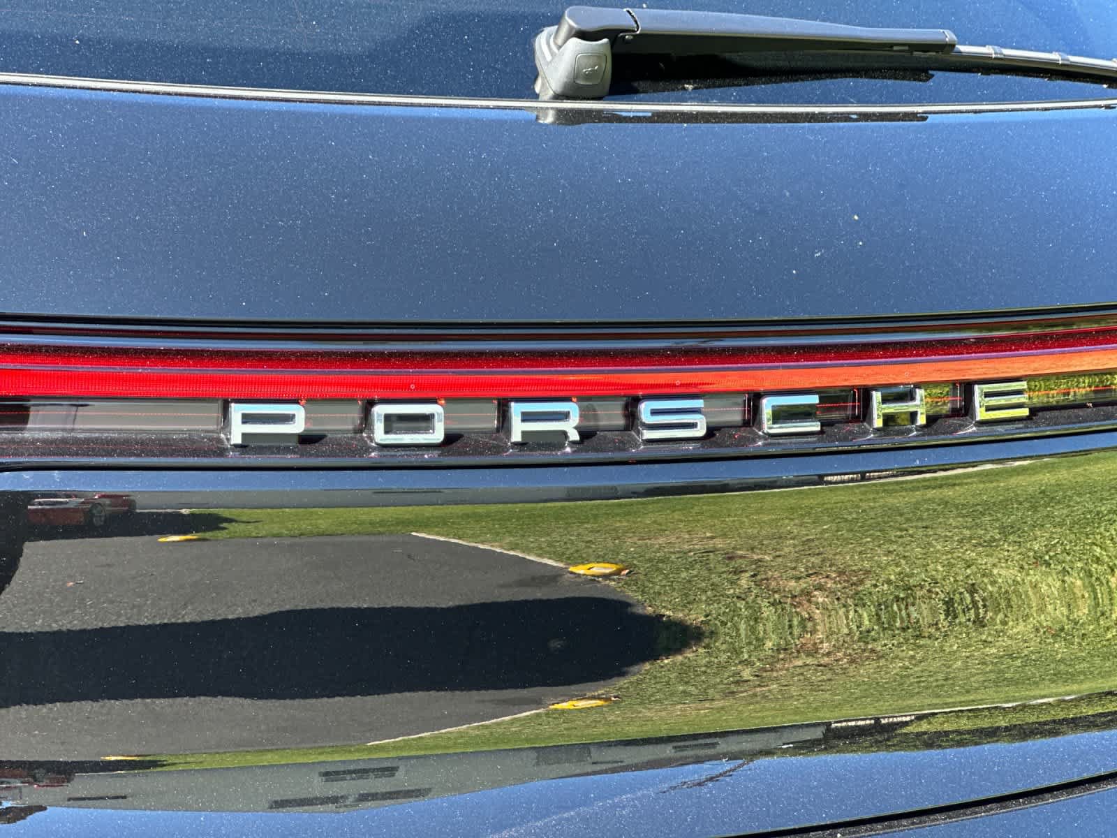 New 2026 Porsche Macan AWD/4WD image 32