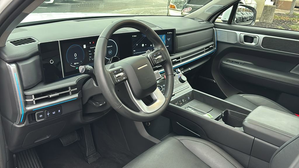 Used 2025 Hyundai Santa Fe Limited image 23