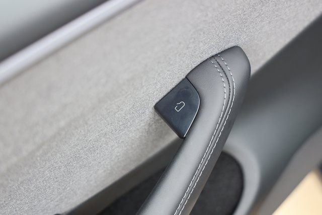 Used 2025 Tesla Model 3 Long Range image 20