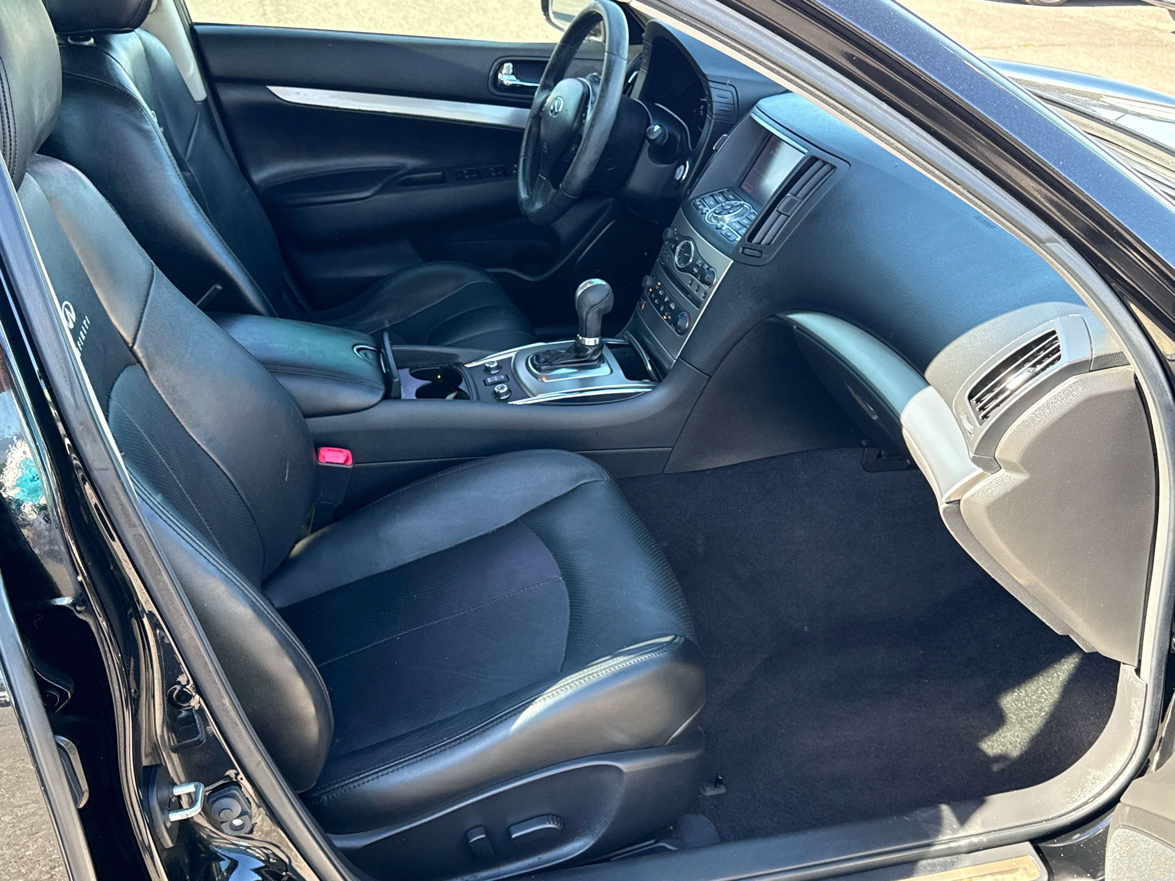 Used 2013 INFINITI G37 x Sedan w/ Premium Pkg AWD/4WD image 20