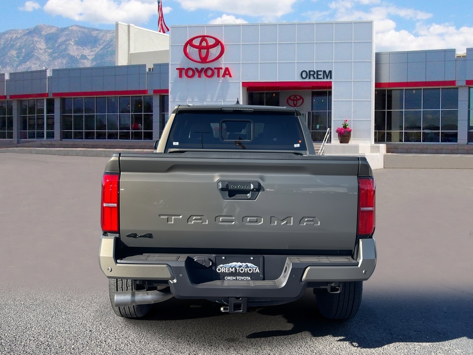 New 2026 Toyota Tacoma TRD Sport w/ TRD Sport Upgrade Package image 4